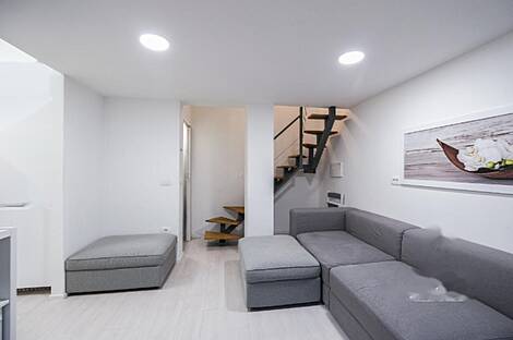 Дом, 2 комнаты, Бежиград: 4