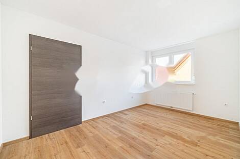 Апартаменты с тремя комнатами в Бизовике: 7