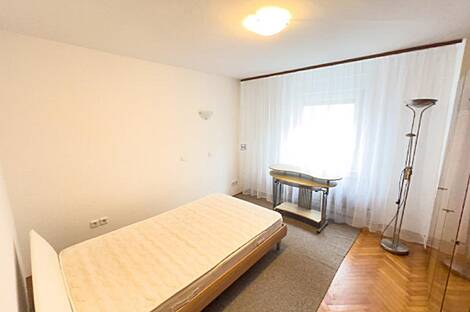 Квартира с тремя комнатами в Шишке: 2