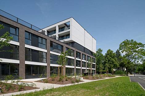 Квартира с тремя комнатами, Бежиград: 15