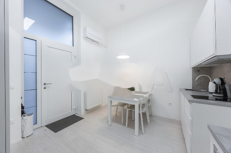 Квартира с двумя комнатами в районе Бежиград: 4