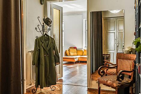 Квартира с тремя комнатами в центральной части города: 23