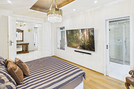 Центральная Любляна 5+ комнатная квартира: 6