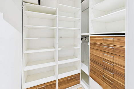 Центральная Любляна 5+ комнатная квартира: 12