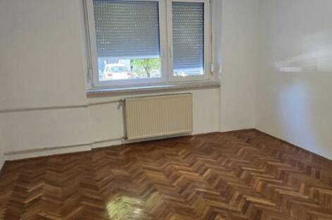 Трехкомнатная квартира в Любляне, район Сишка.: 16