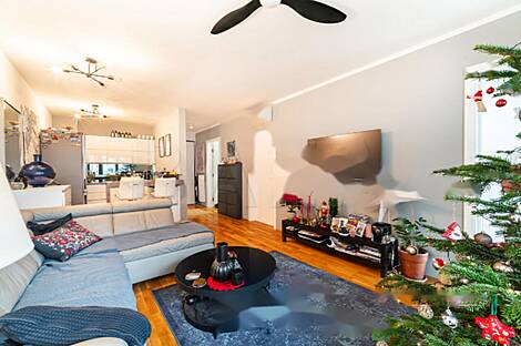 Жильё с тремя комнатами в районе Бежиград: 3