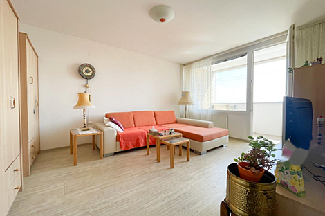 Квартира с двумя комнатами в районе Бежиград: 1