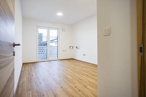 Дом с более чем 5 комнатами в Новых Вижмаре: 11