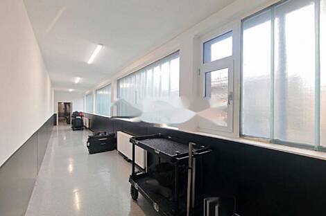 Торговая площадь: 12