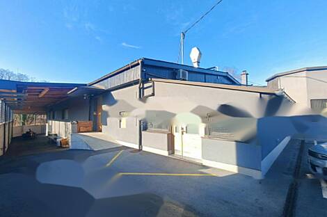 Торговая площадь: 23