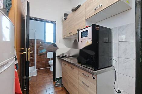 Помещение для офиса, складское помещение.: 10