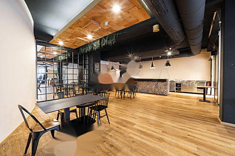 Центр коммерческого помещения: 3