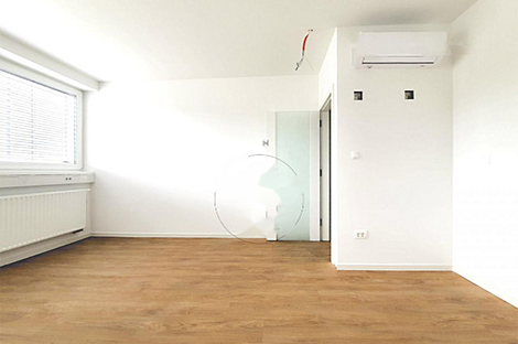 Коммерческое здание Вич: 4