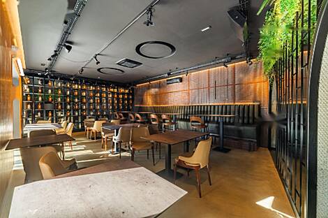 Центральное коммерческое пространство: 3