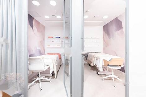 Центральное коммерческое здание: 13