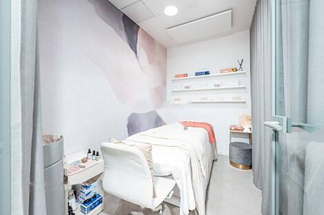 Центральное коммерческое здание: 16