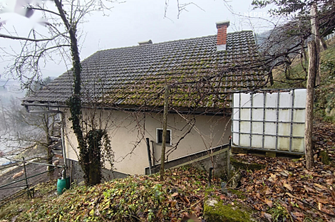 Дом, Чемшеник, Ржишче: 9