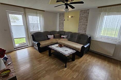 Дом, хозяйство Ново-Ставешинцы: 10