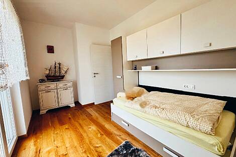 Здание-близнец Гриньян.: 18