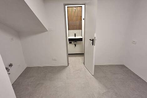 Ново Пиран Студия: 2