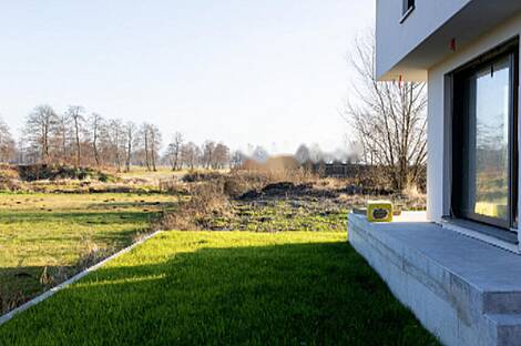 Дом в Чрна вас: 12