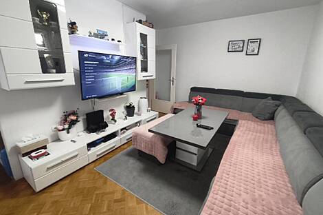 Квартира с двумя комнатами в Изоле: 2