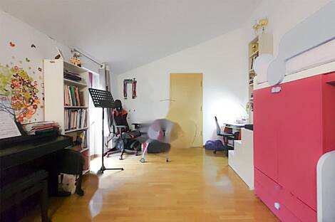 Апартаменты с четырьмя комнатами и видом на морскую гладь.: 19