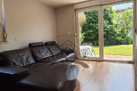 Дом на два этажа с прилегающим садом.: 13