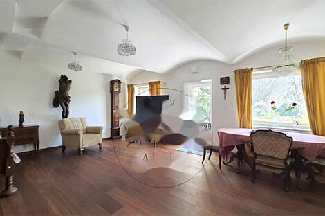 Здание в центре Трново: 1