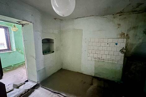 Толмин, Српеница, дом: 4