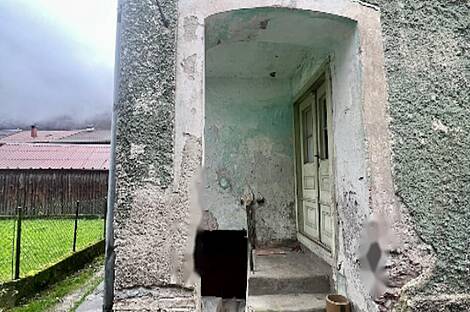 Толмин, Српеница, дом: 17