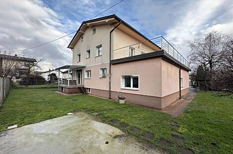 Ежица, дом: 1