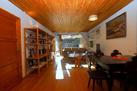 Дом, Бохинская Бела: 9