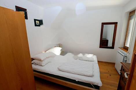 Дом, Бохинская Бела: 13