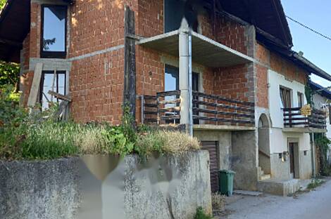 Жилище семейства Семичей находится в Коте.: 9