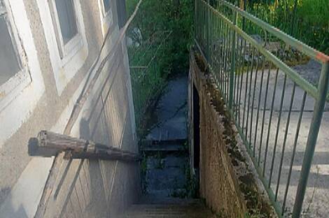 Здание в Идрии Грапа: 8