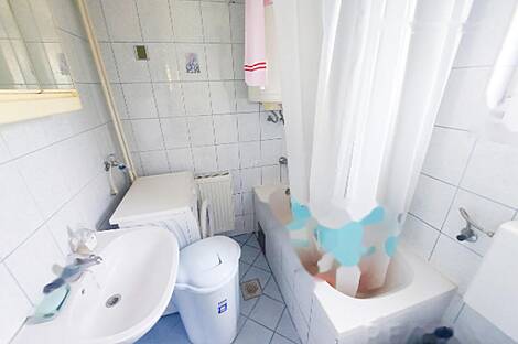 Шомат Дом: 17