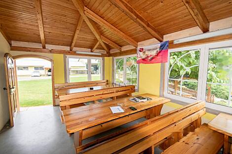 Дом на ферме, участок Осек: 12