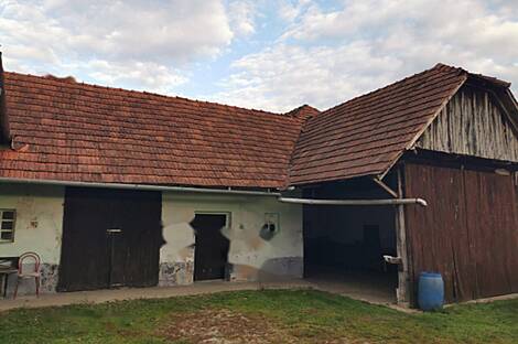 Здание, Великая Поляна: 4