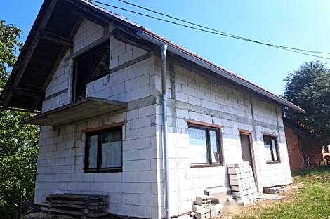 Дом, Грушковец: 2