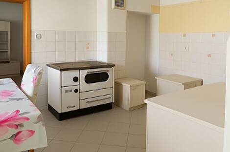 Збелово дом: 16