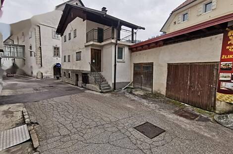 Дом, расположенный в Идрии: 4