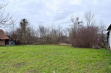 Дом, Петишовци: 9