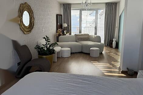 Дом, Л. Центр, улица Изанская: 8