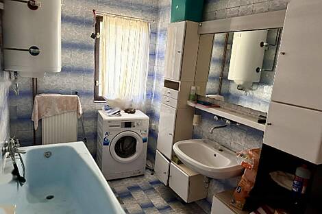 Дом, Пишемце: 11