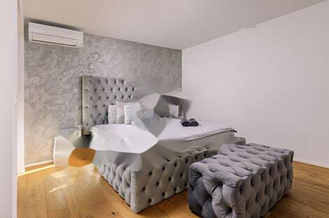 Дом, Прадэ, рядом со Школой.: 14