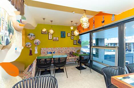 Центр коммерческих помещений: 10