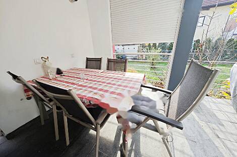 Любляна Бежиград дом: 8