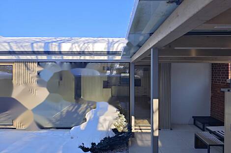 Жилой дом с террасой в Новая Любляне расположен в районе Центр Мургле Трново.: 3