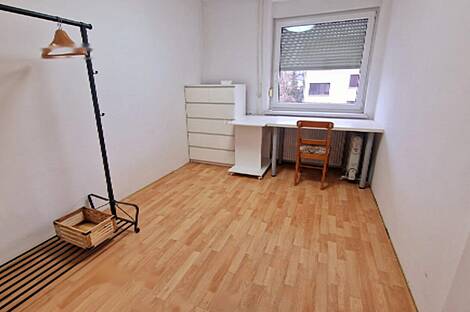 Изба на Броде: 4